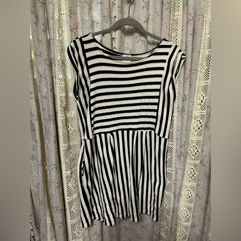 Anthropologie By Together Black & Ivory Striped Dress w/ Pockets Medium